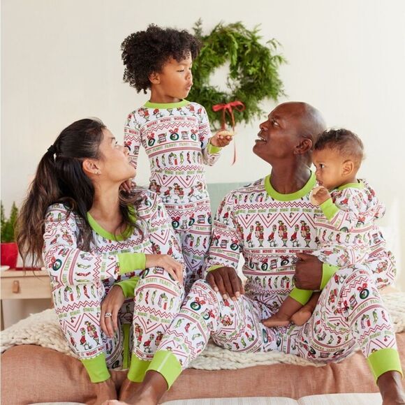 Hanna Andersson Grinch Festive Print Pajama Sz 110cm - Picture 1 of 4